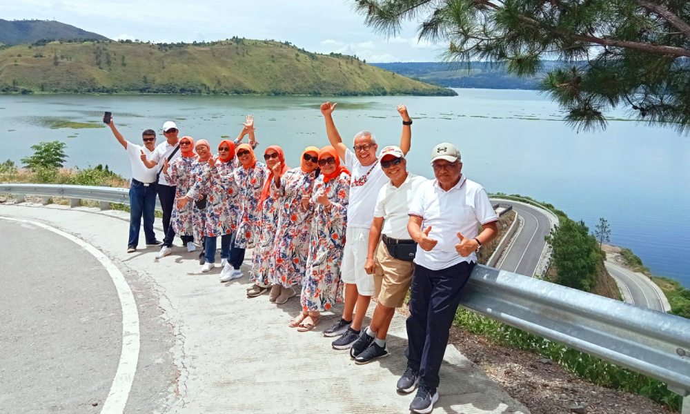 Tour Danau Toba & Taman Simalem Resort 3 Hari 2 Malam