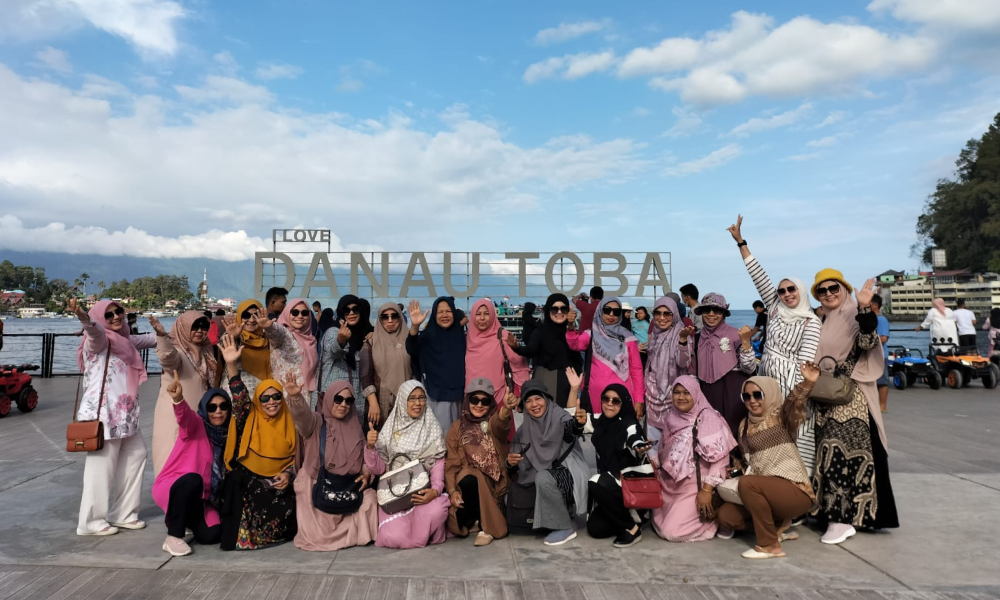 Liburan ke Danau Toba Samosir 5 Hari dengan Taman Simalem