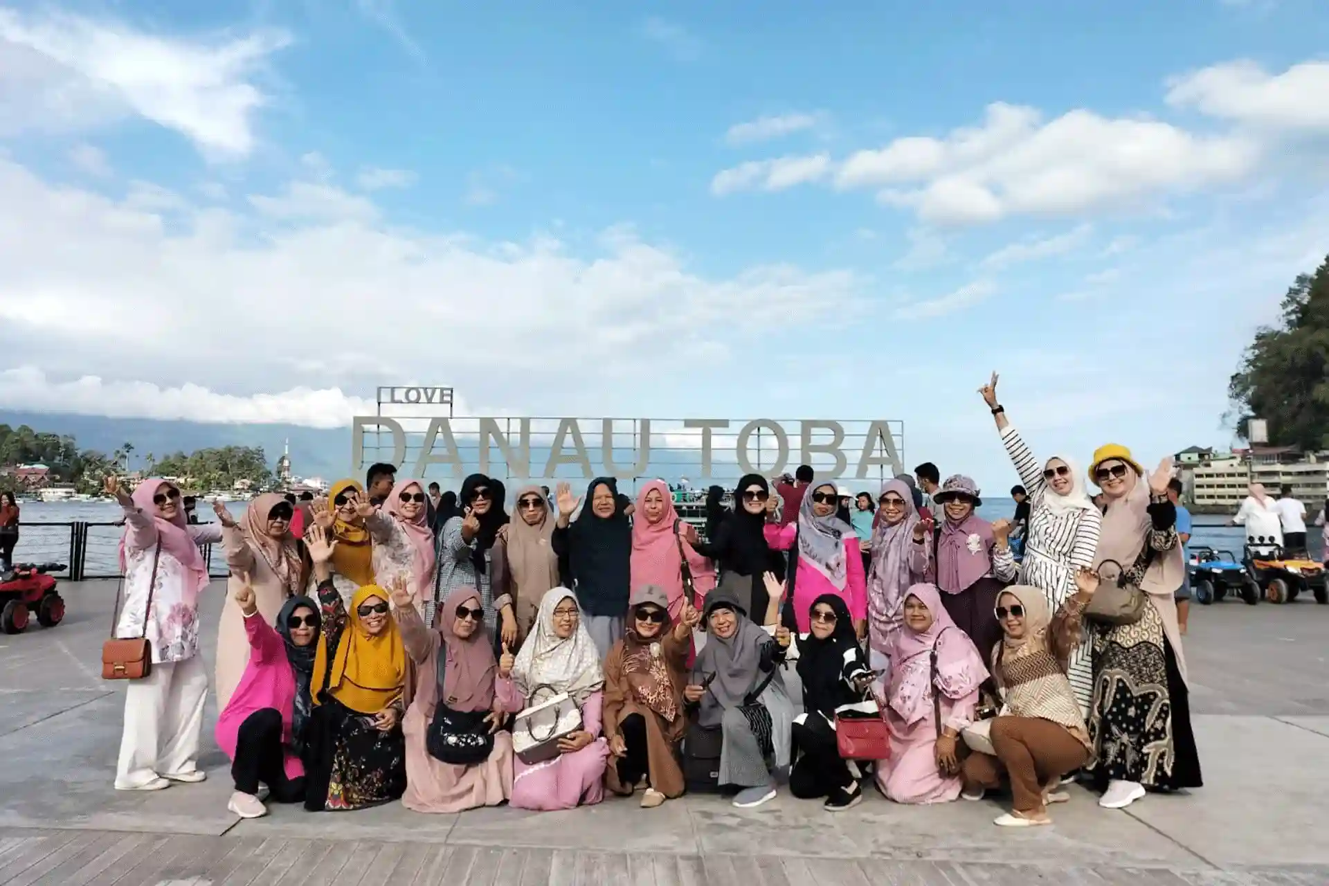 tour medan danau toba
