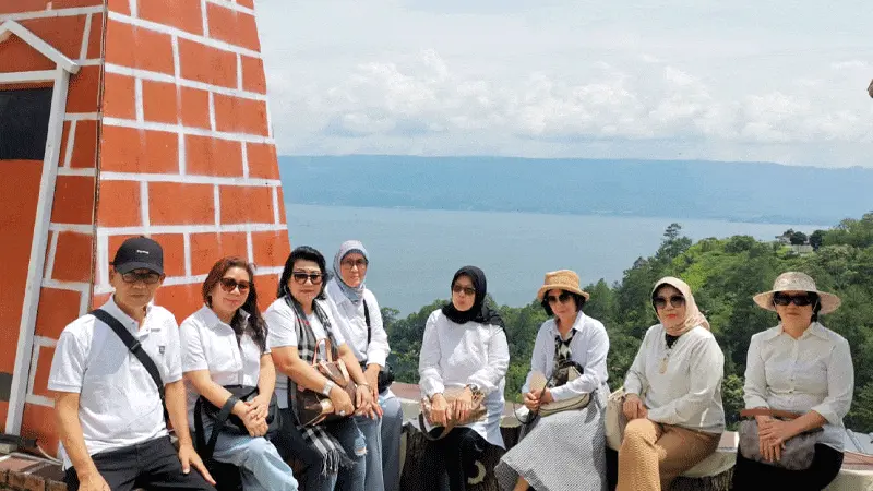 tour danau toba