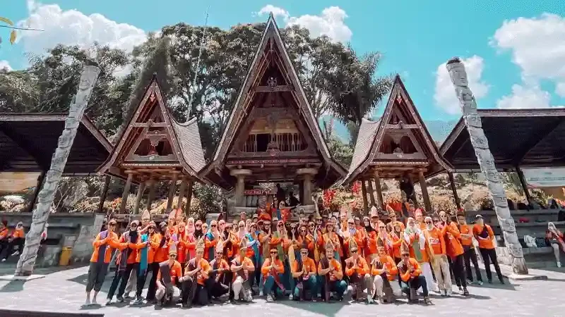 tour danau toba
