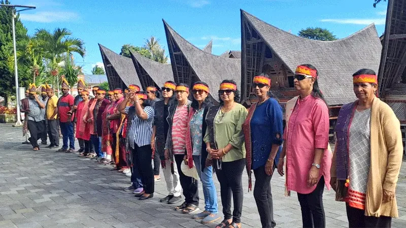 tour danau toba